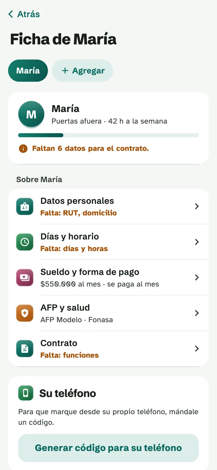 Ficha de la trabajadora con sus datos, horario, sueldo y lo que falta para el contrato.